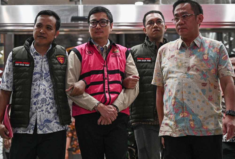 Indonesia arrests more suspects in free meals programme corruption scandal