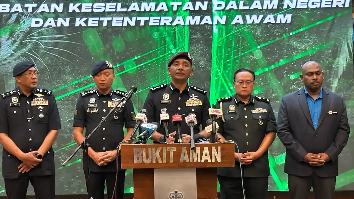 Police Seize RM13 Million in Contraband as Five Men Detained in KL and Klang Raids