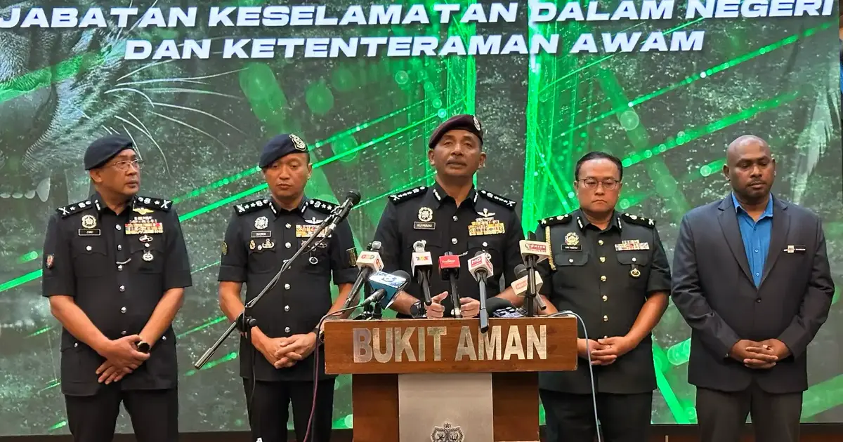 Police Seize RM13 Million in Contraband as Five Men Detained in KL and Klang Raids