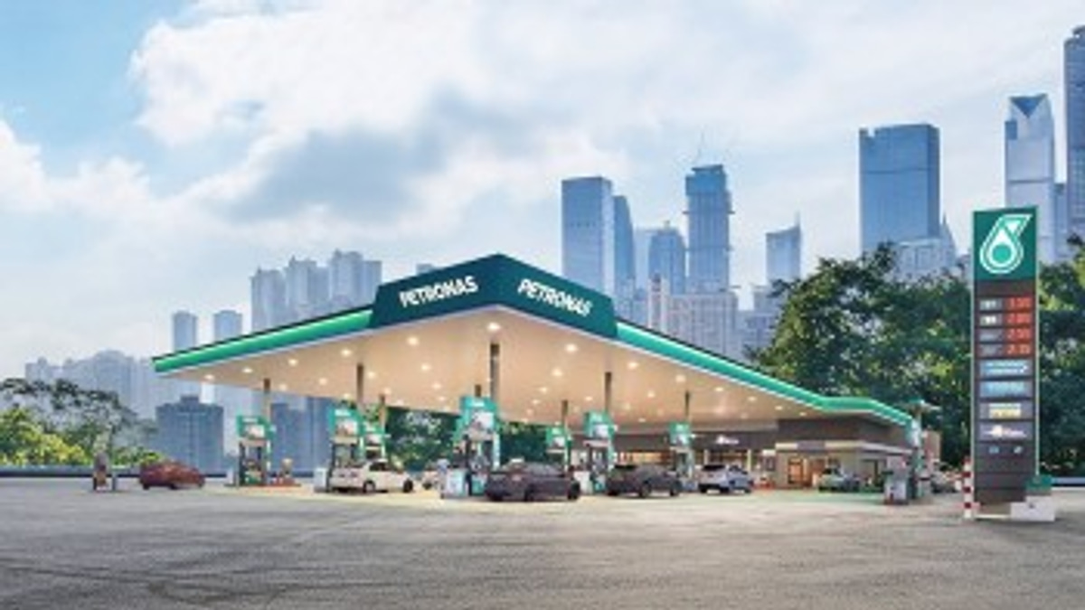 Petronas Fuel Supply Assured Until September Amid Global Energy Uncertainties