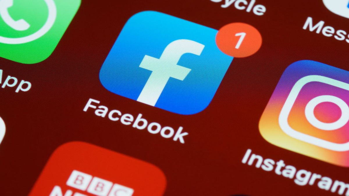 Australia Tightens Social Media Crackdown for Under-16s with Hefty Fines and New Watchdog Powers