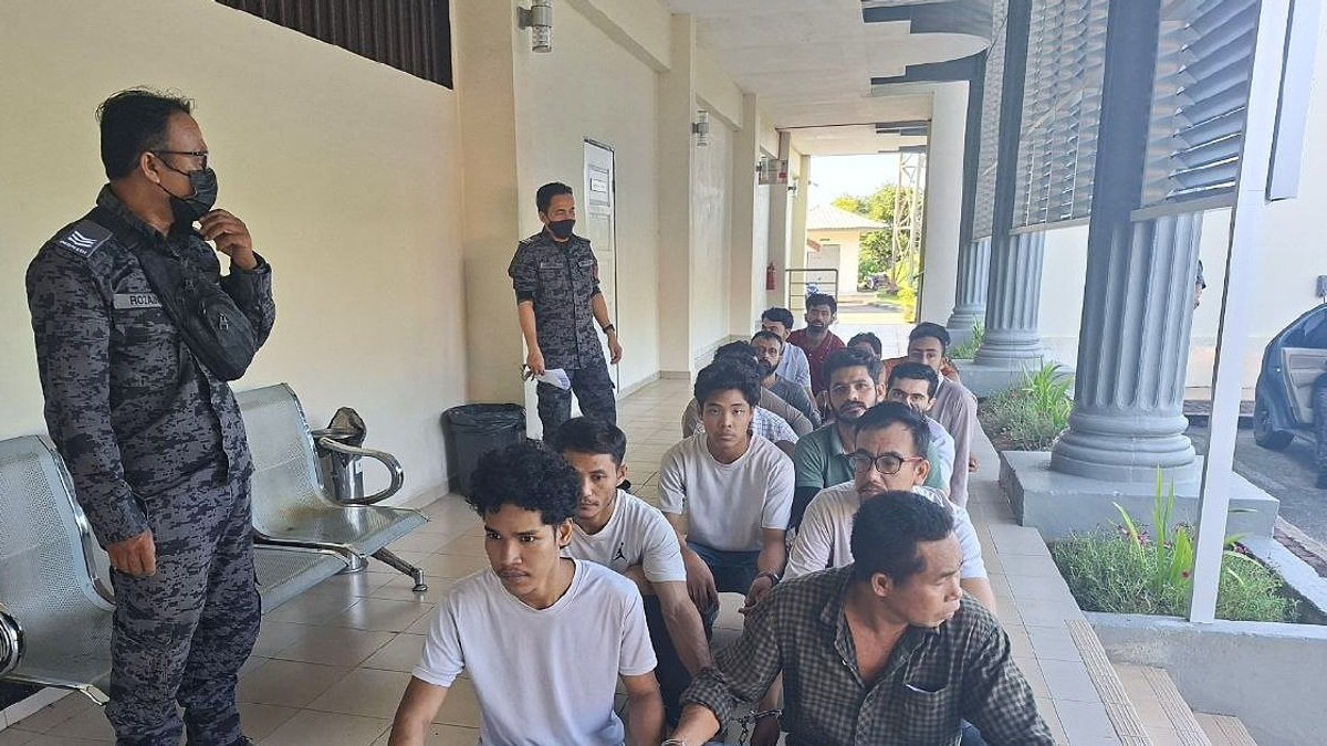 14 foreign nationals charged over illegal entry and visa violations in Kelantan