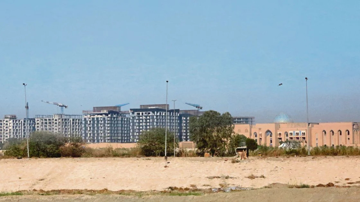 Iraqi authorities sweep through Baghdad Green Zone, detaining MPs and officials on corruption charges