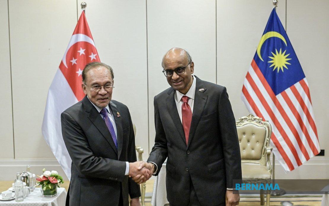 Anwar Receives Singapore's President Tharman in Three-Day State Visit