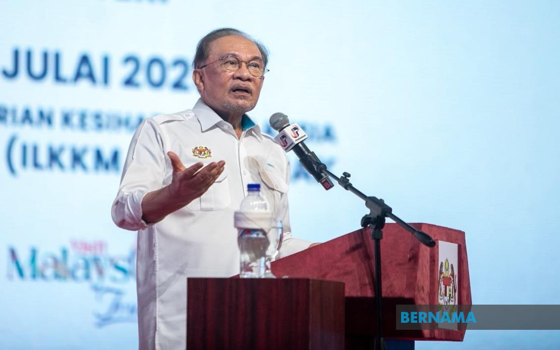PM Anwar Calls on Youth to Honour Independence Legacy and National History