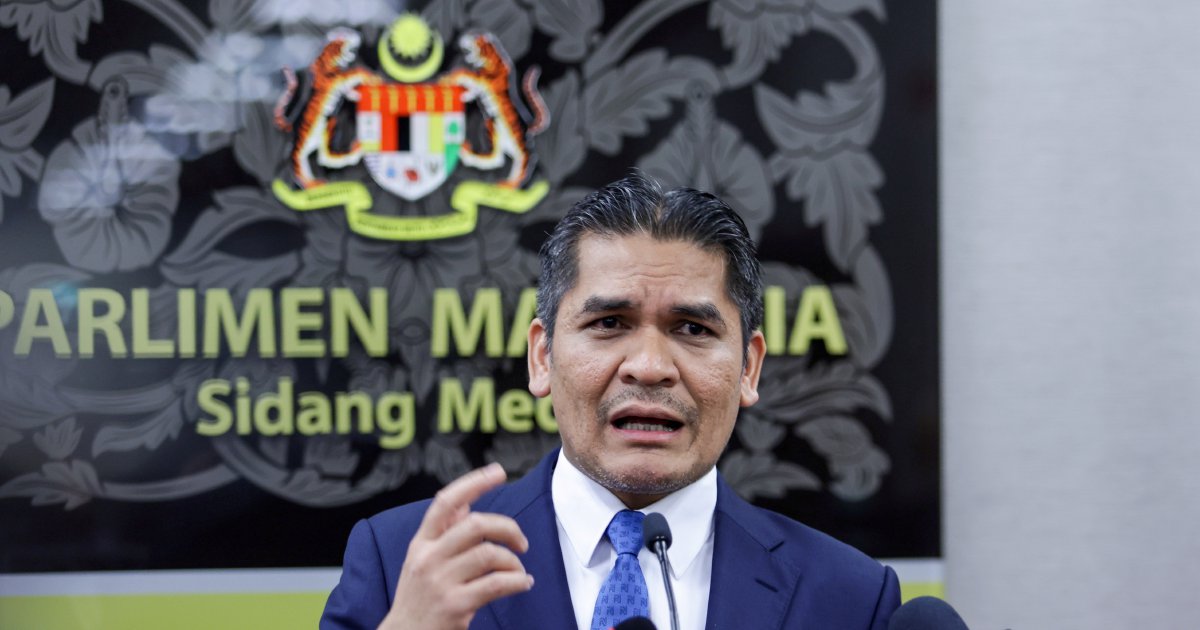 Bersatu MPs to Stay for Tabung Haji RCI Debate, Confirms Radzi Jidin