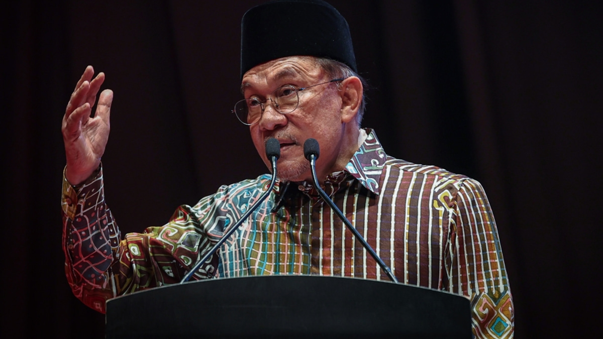 PM Anwar Warns Against Unbridled Technology: Ethics Must Guide Innovation