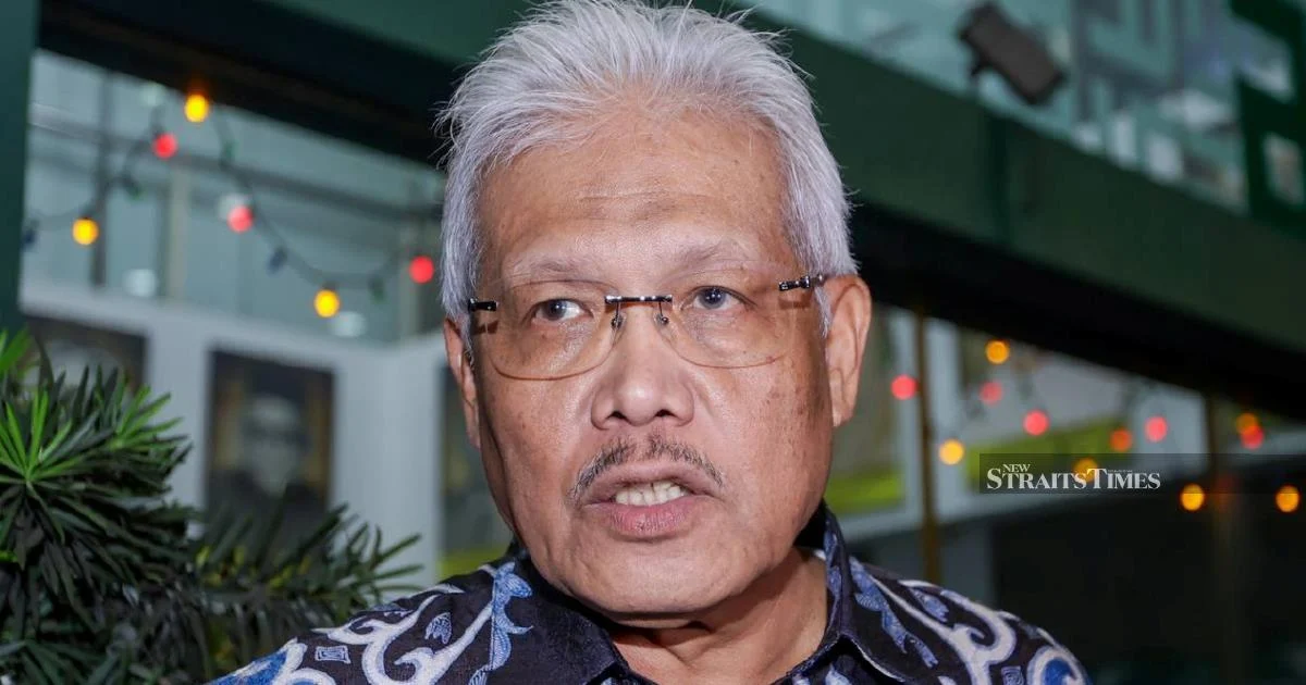 Notice of Hamzah Zainudin as Opposition Leader to Be Tabled Before Parliament Resumes