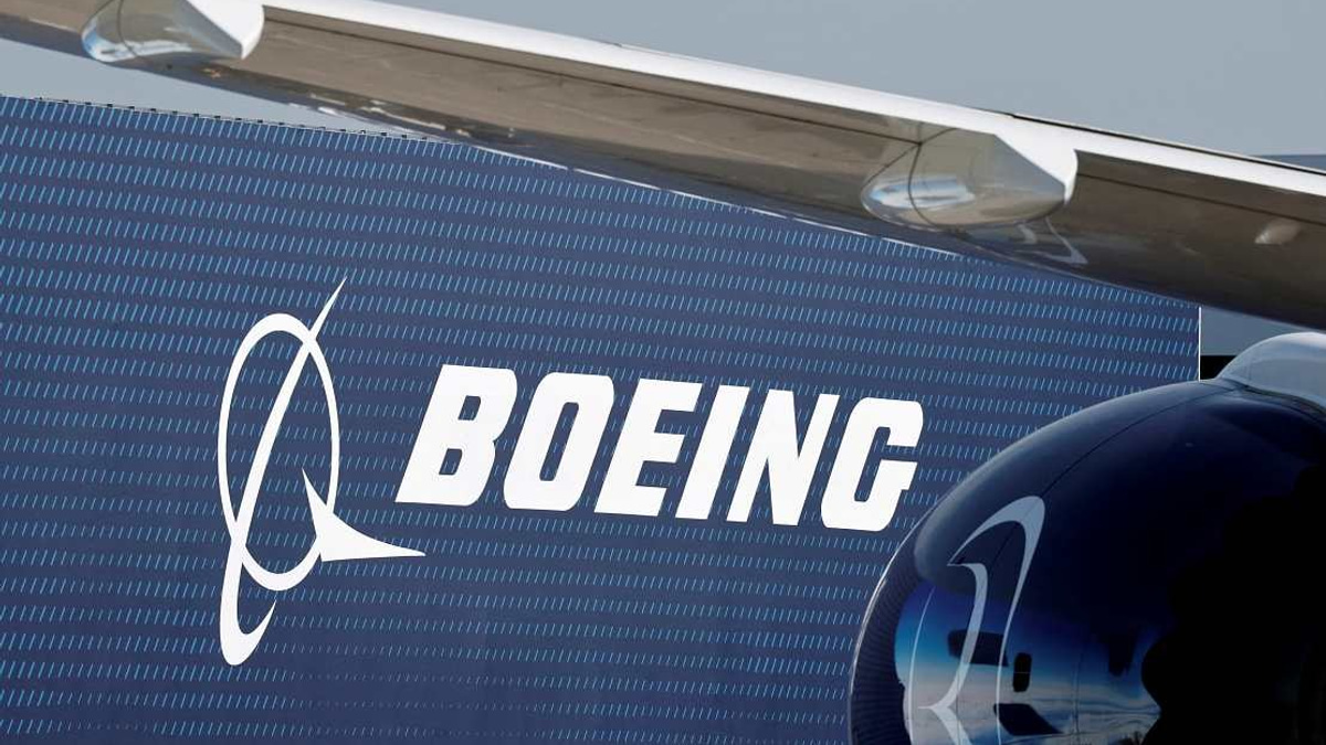 Boeing Wins FAA Approval for 737-7, Marking Recovery Milestone After Safety Crises