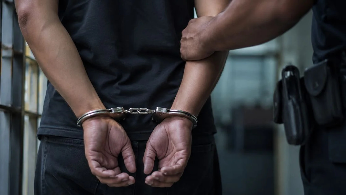 Five arrested after teenage cousins found safe in Machang