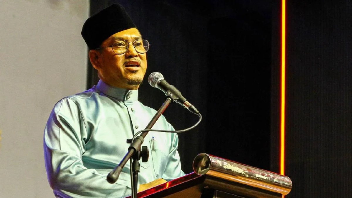 Bersatu's Faizal Condemns PN Ally's Contradictory Political Stance on Coalition Membership
