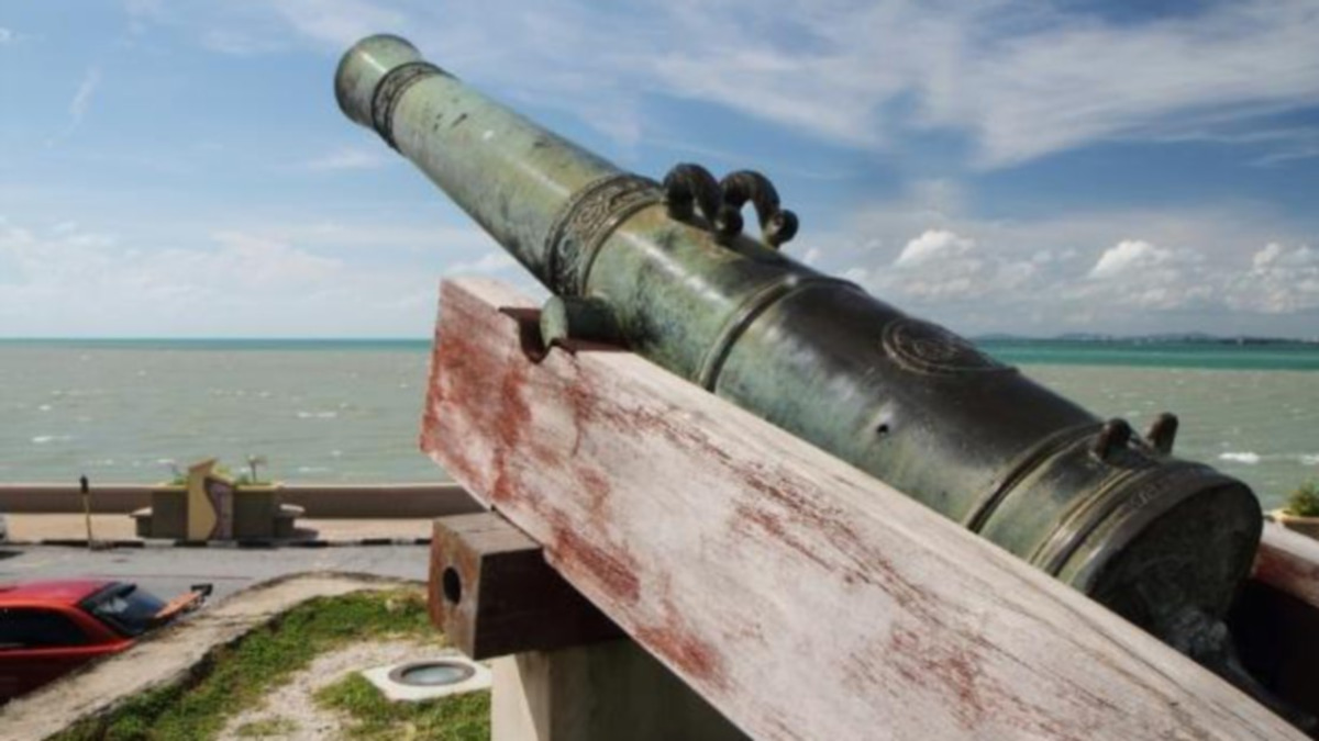 Fort Cornwallis restoration project aims to preserve history, not celebrate colonial era, Anwar clarifies