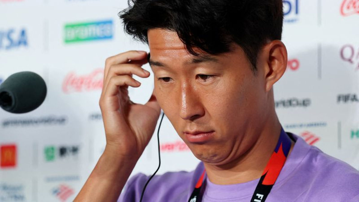 South Korea Football Team Boycotts Media After Reporters Mock Son's Military Service