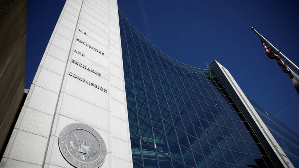 US watchdog charges ex-Bank of America banker with insider trading over South Jersey Industries deal