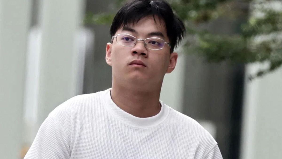 Singapore fines former PR S$9,000 for evading national service obligations