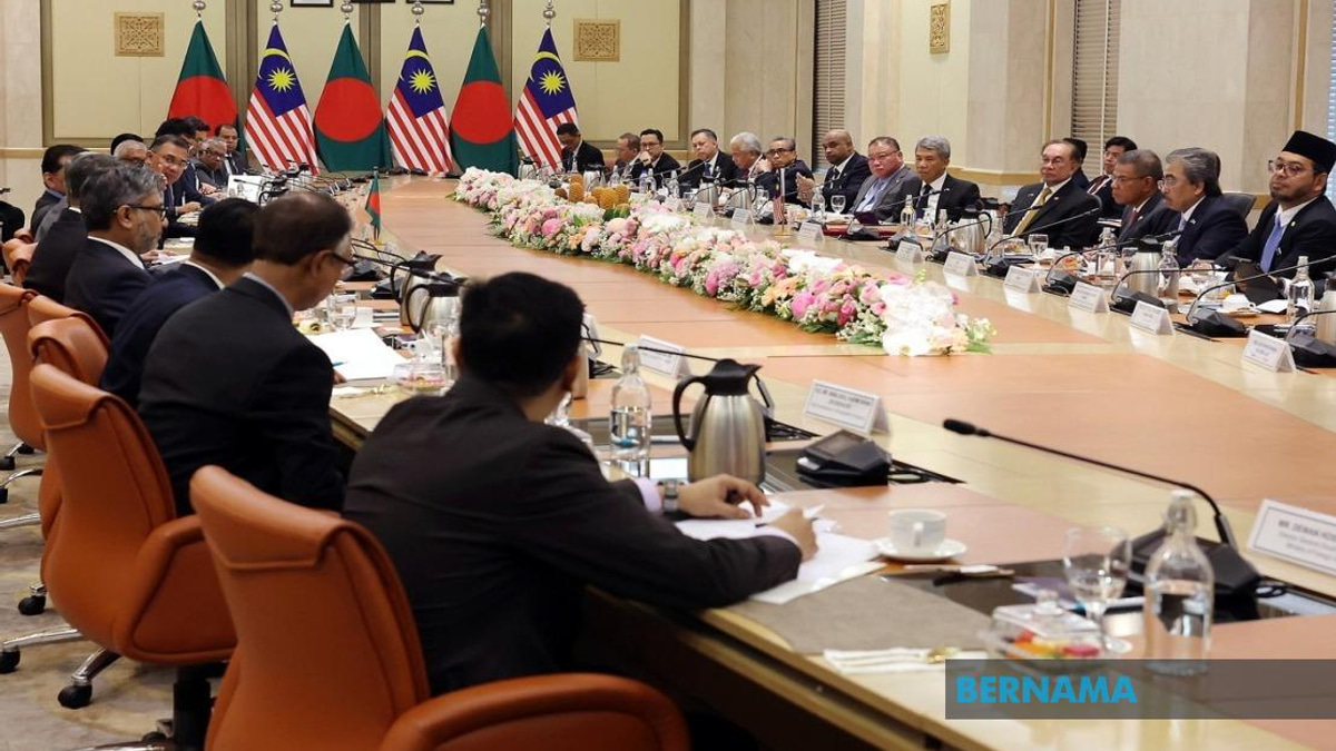 Malaysia and Bangladesh Plot Expanded Partnership in AI, Energy and Semiconductors