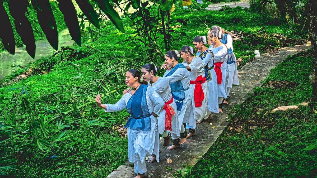 Kalpana Dance Theatre marks 30 years with climate-conscious bharatanatyam performance