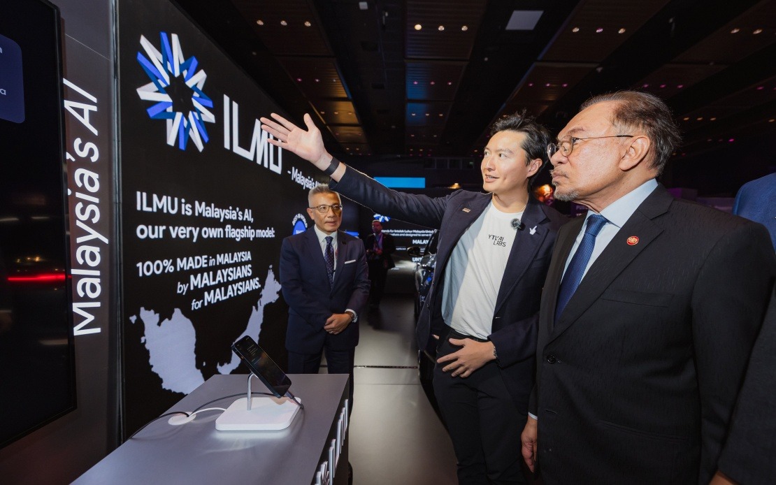 100,000 Young Malaysians to Access ILMUchat Pro AI Tool Free for Three Months