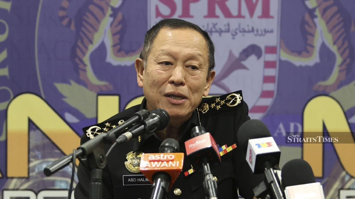 MACC Interviews 10 Officials Over KWAP's RM200 Million eFishery Investment