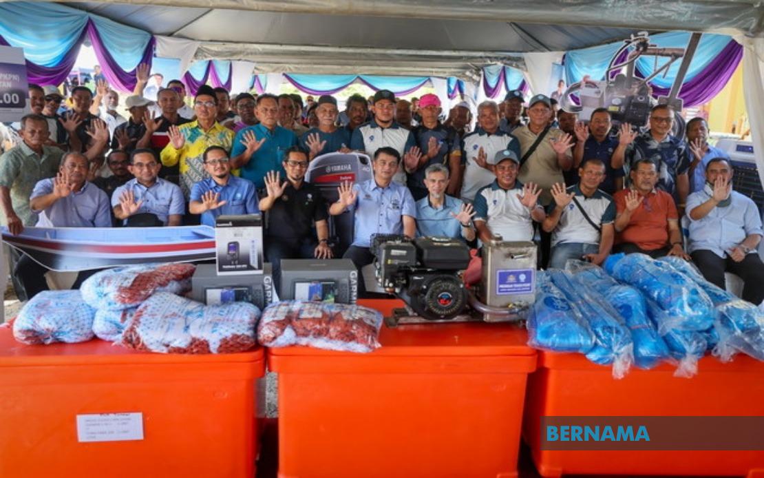 Government Invests RM10 Million in Fishermen Housing, Pivots Sector Toward Aquaculture