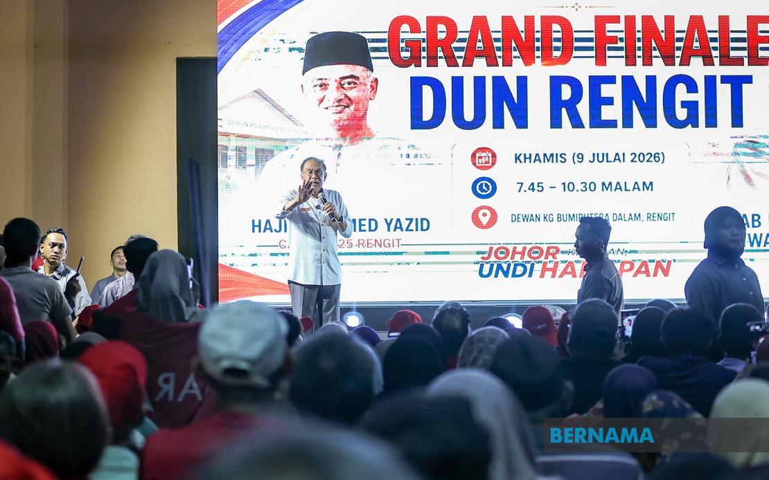Anwar Pledges Swift Action on Rengit's Healthcare and Water Crisis Ahead of Johor Election