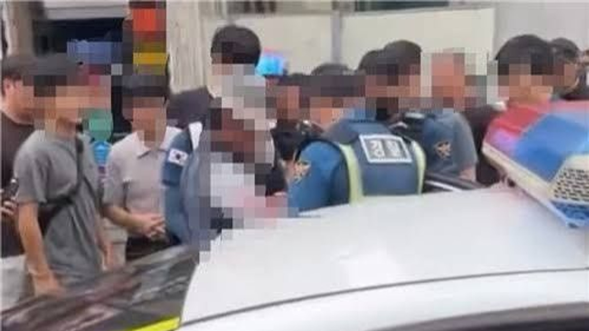 South Korean police seek arrest warrant for octogenarian in salon knife attack