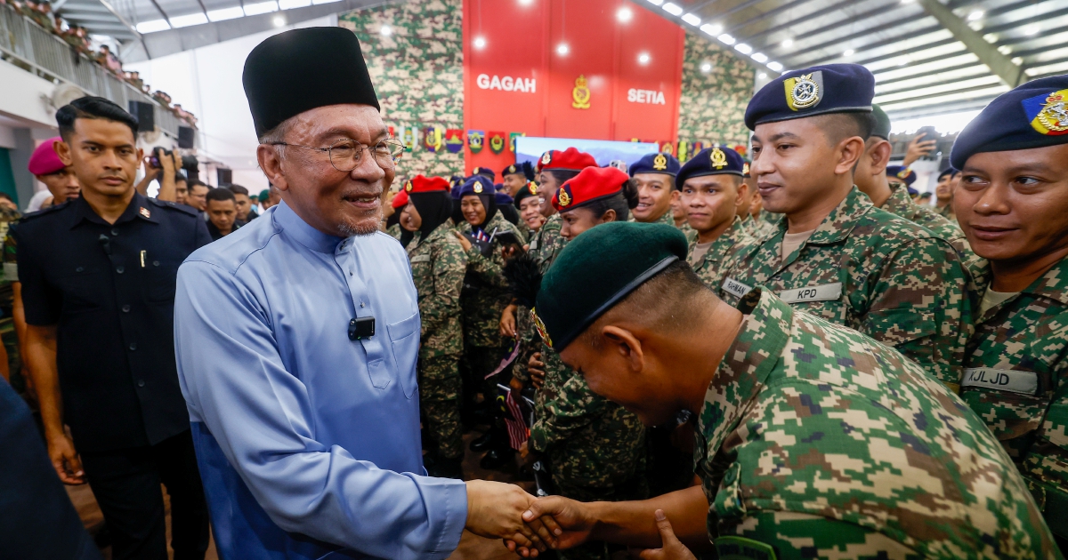 Malaysia's Opposition to Israel Stems from Political Stance, Not Religious Bias, Anwar Clarifies