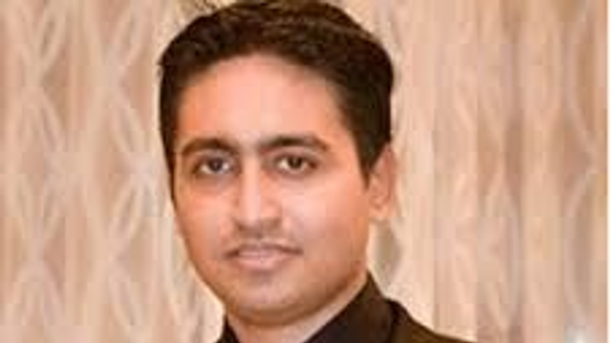 Son of Sri Lanka's Ex-Justice Minister Arrested Over Alleged Drug Kingpin Bribe