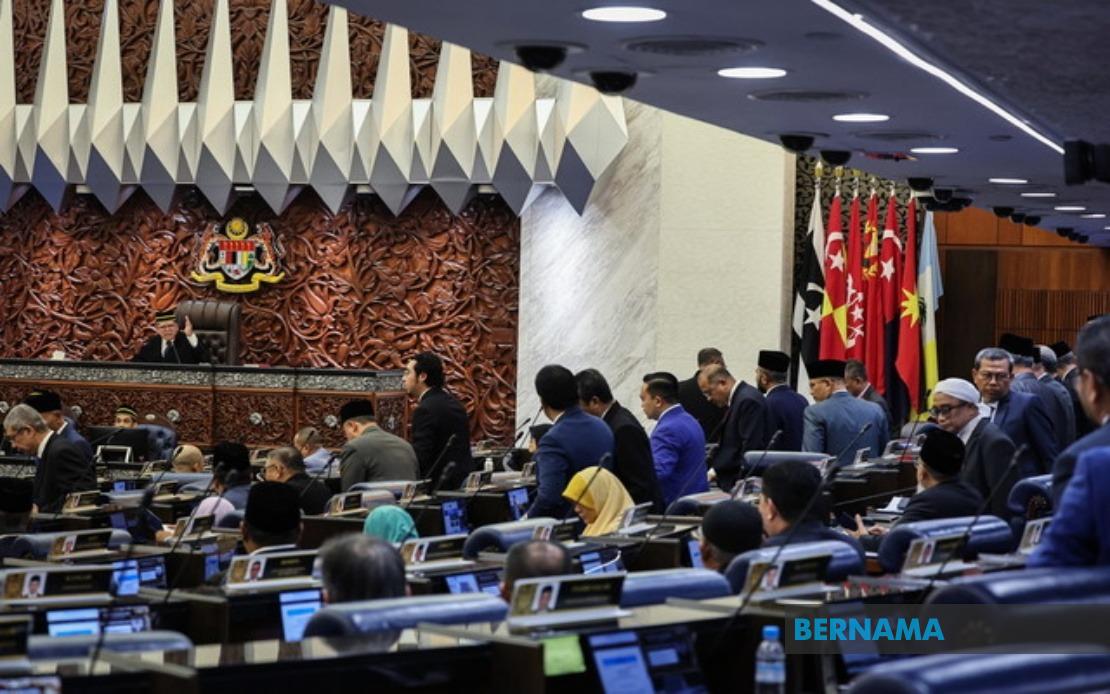 Opposition MPs Walk Out of Tabung Haji RCI Briefing Over PM's Absence