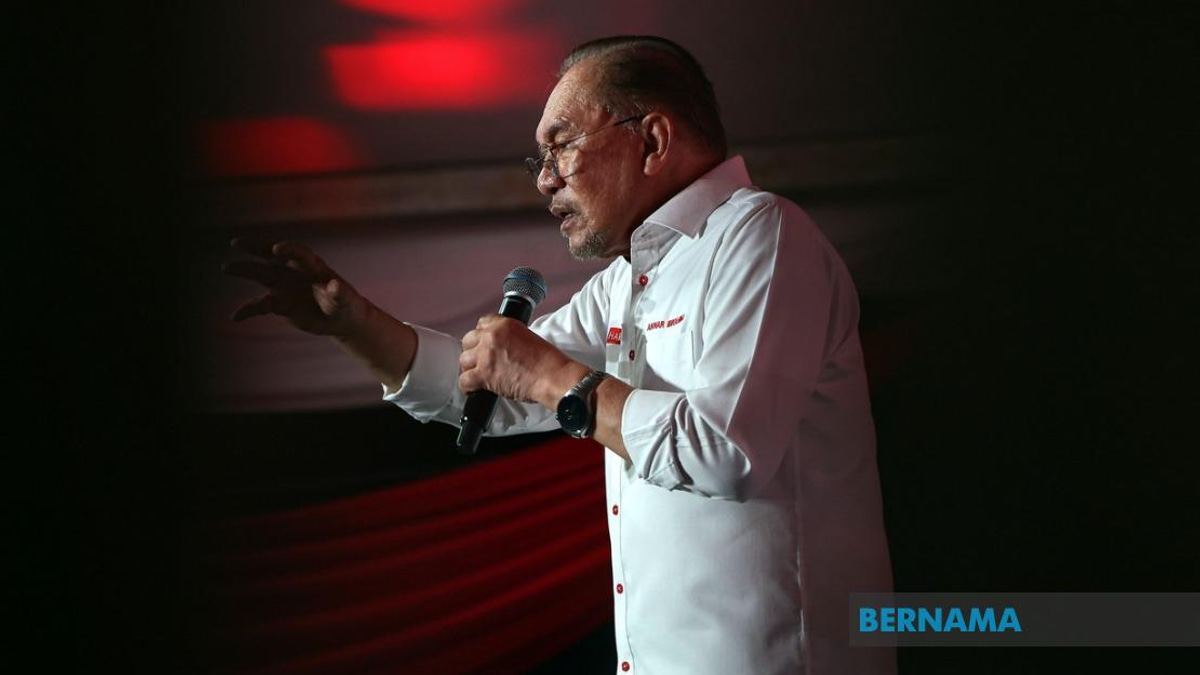 Anwar Vows to Keep Malaysia on Integrity Path as Regional Model