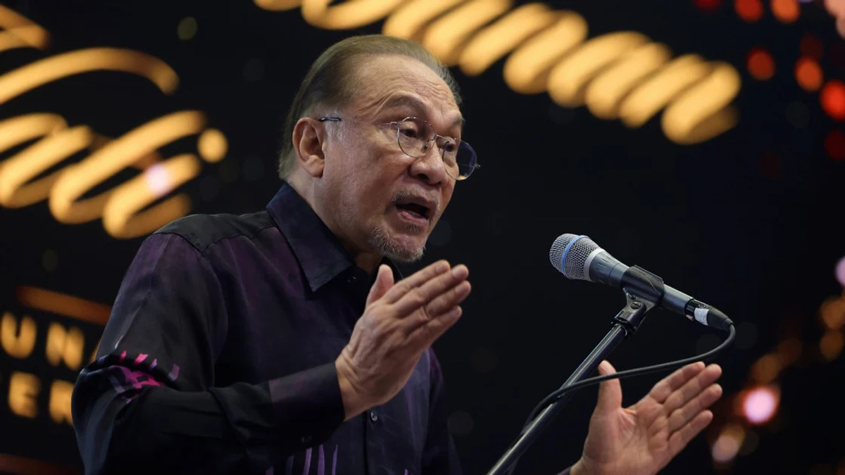 Malaysia Pivots Towards High-Tech Future: Anwar Charts Course for Semiconductor and AI-Driven Growth