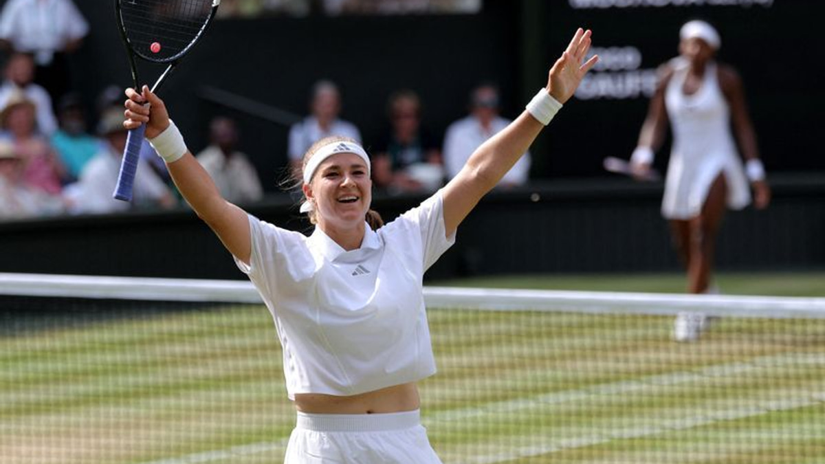 Muchova Stuns Gauff in Wimbledon Thriller to Reach First Grand Slam Final