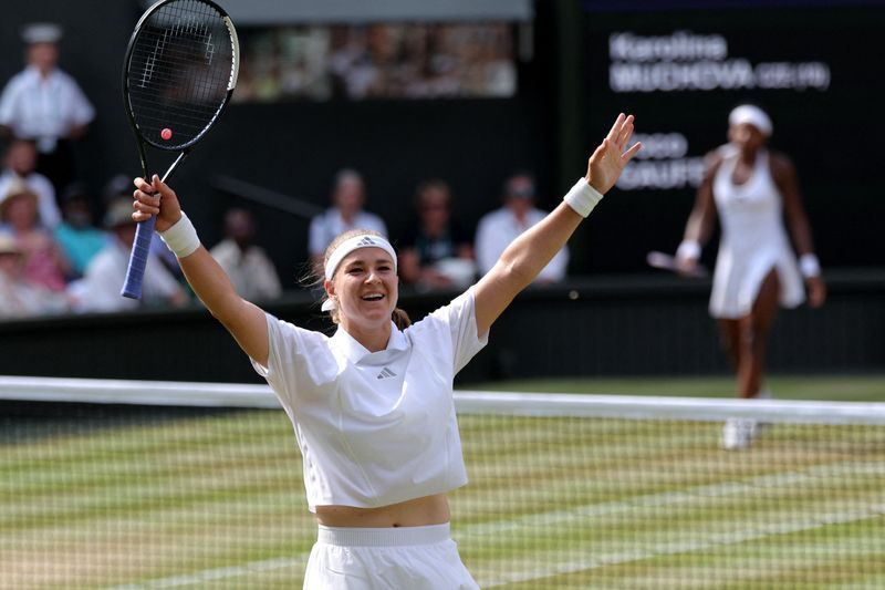 Muchova Stuns Gauff in Wimbledon Thriller to Reach First Grand Slam Final