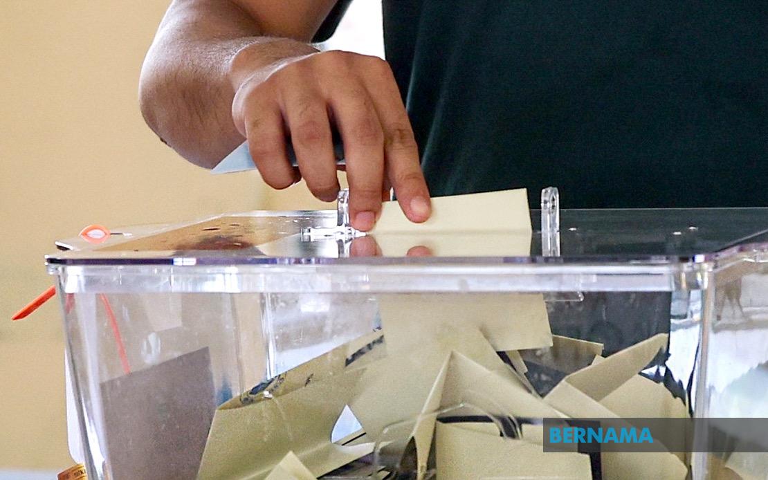 Johor Voter's 120km Drive Ends in Heartbreak as He Misses Poll by One Minute