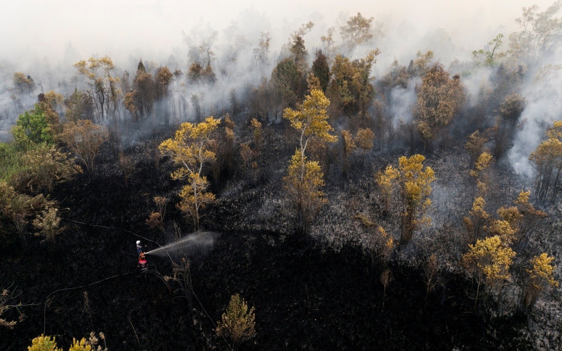 Singkawang Airport Halts All Flights as Kalimantan Haze Crisis Deepens