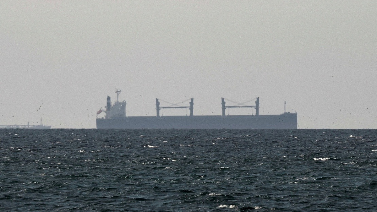 Iran's IRGC Claims Two Tankers Hit Mines in Strait of Hormuz Amid Escalating Regional Tensions