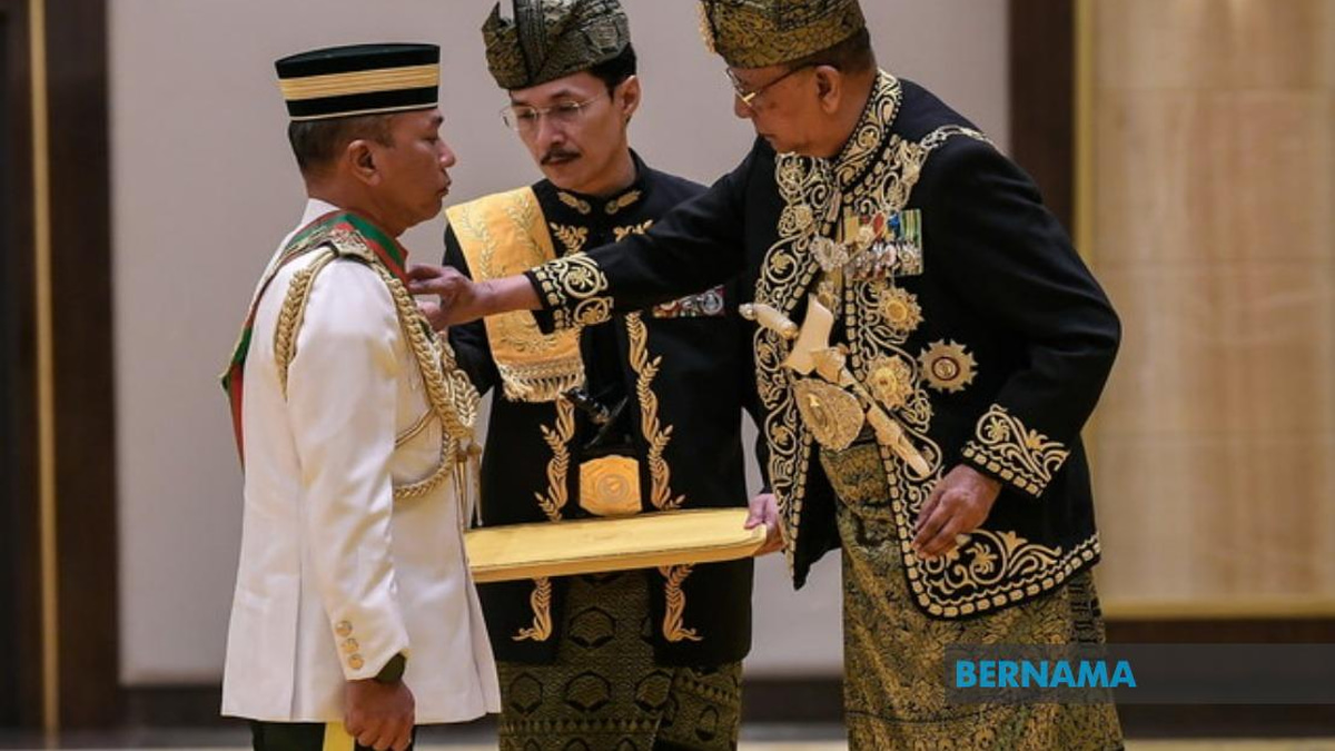 Top Military and Police Leaders Honoured at Kedah Sultan's 84th Birthday Celebration