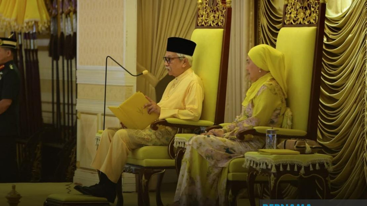 Tuanku Muhriz Calls on Negeri Sembilan Lawmakers to Prioritize Public Interest Over Politics