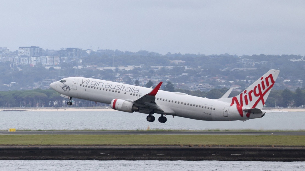 Jetstar and Qatar Airways Planes Nearly Collide at Sydney Airport, Crew Member Hurt