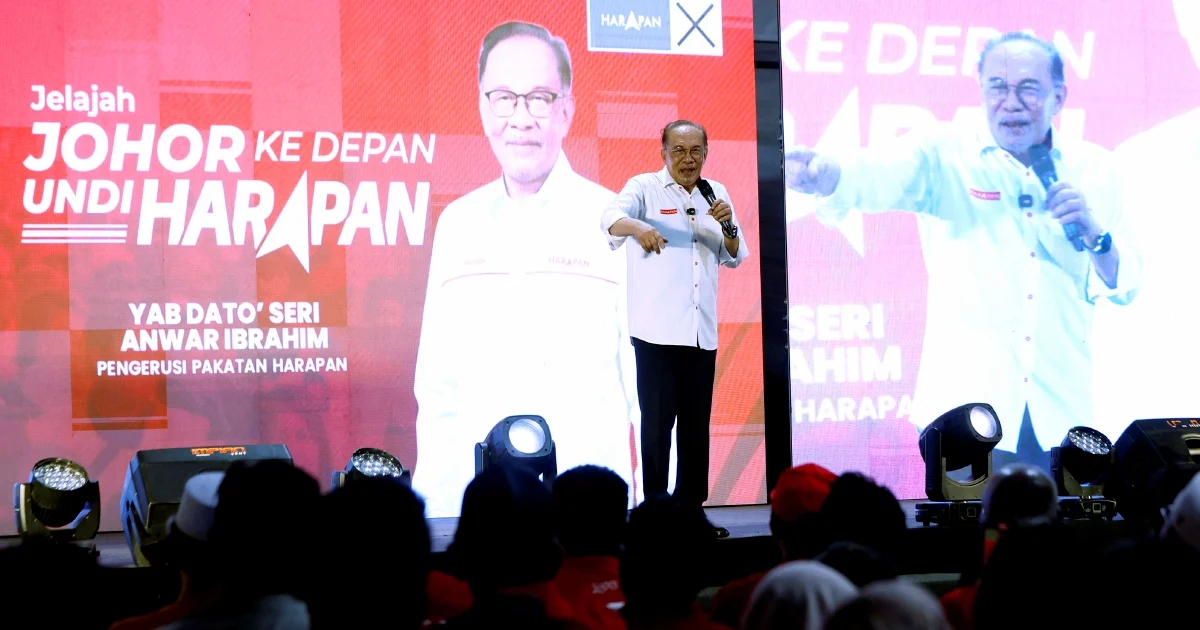 Anwar Accuses BN of Dissolving Johor Assembly Merely to Restore Political Grip