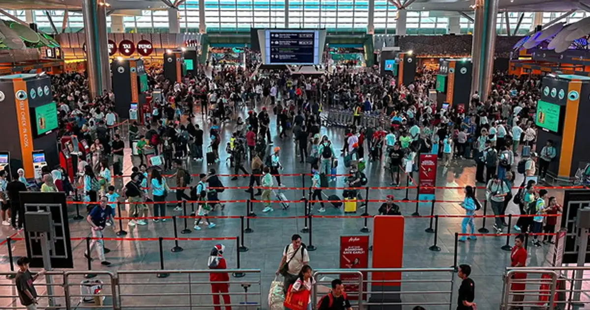 Border Agency Launches Investigation Into Allegations of KLIA2 Officer Receiving Illegal Payment