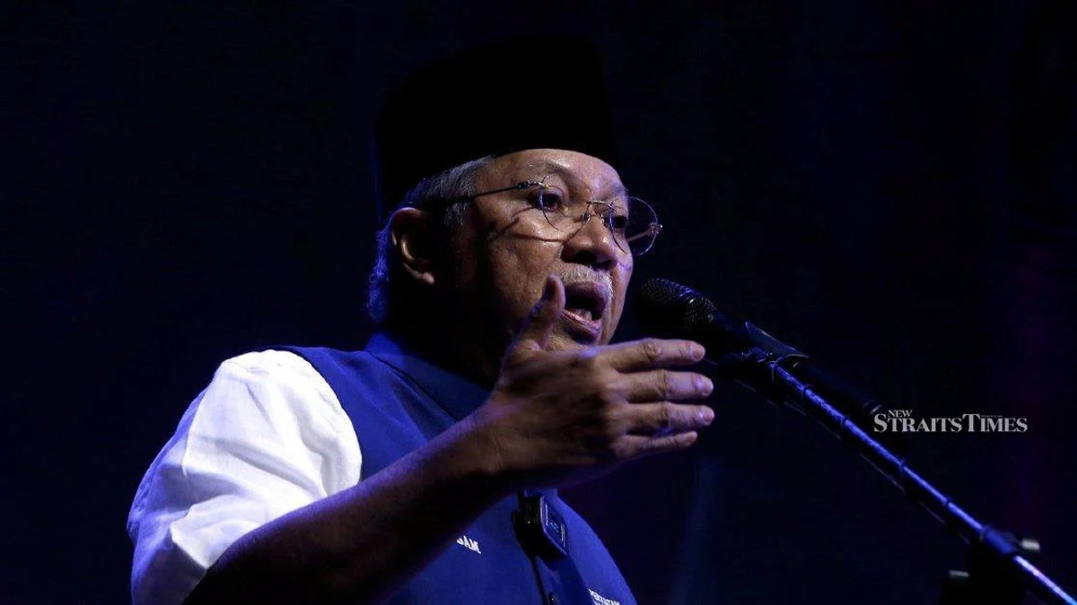 Annuar calls for restraint as Perikatan Nasional faces fresh strains