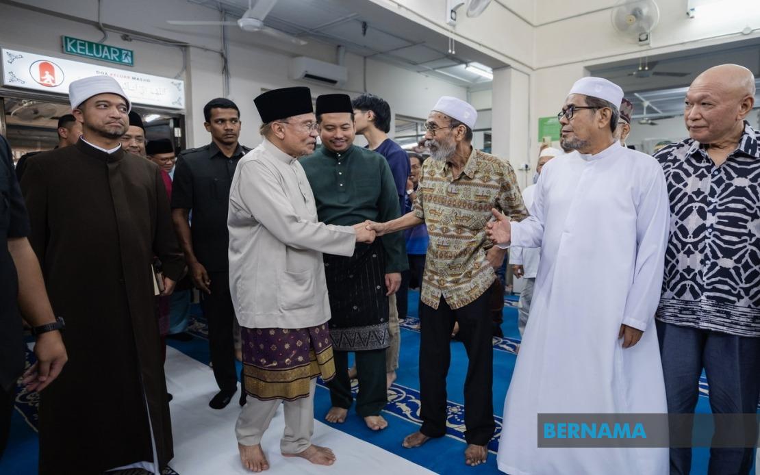 JS-SEZ on Track, PM Anwar Warns Against Political Interference
