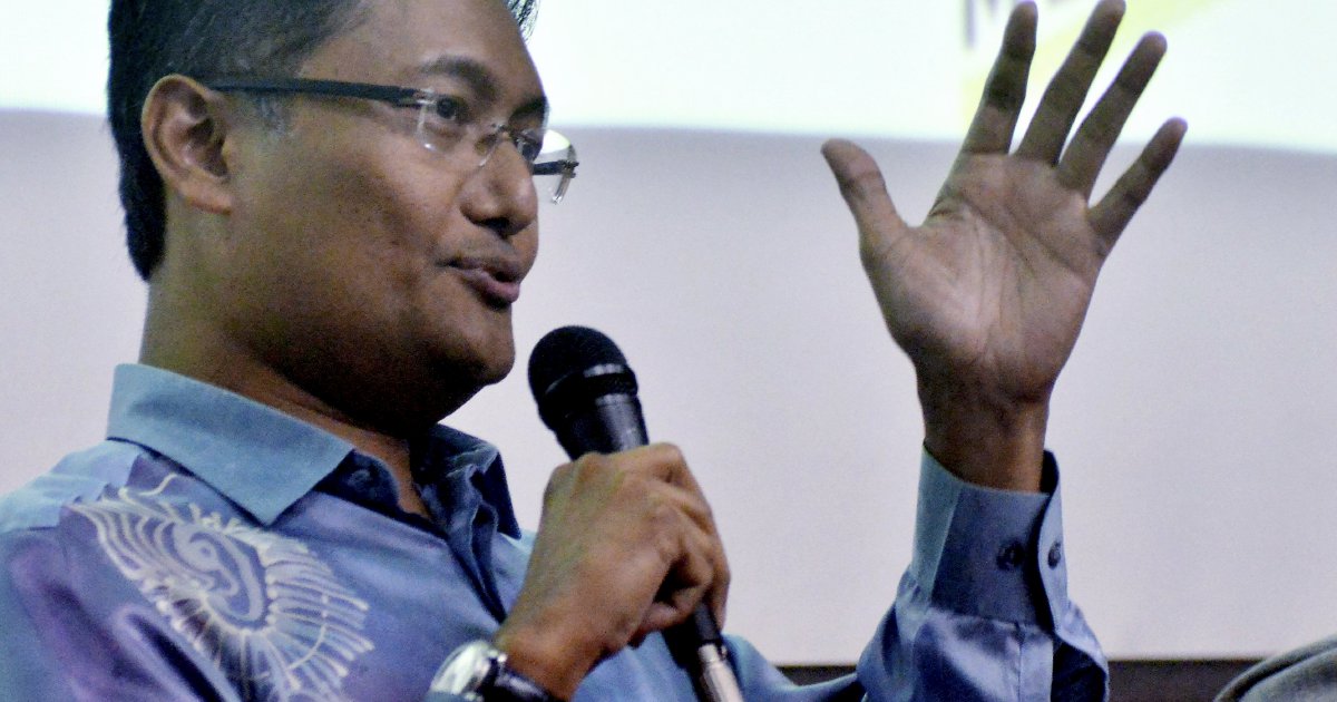 Muhyiddin's Former Aide Fires Back at Perikatan Nasional over 'Moral Courage' Jab