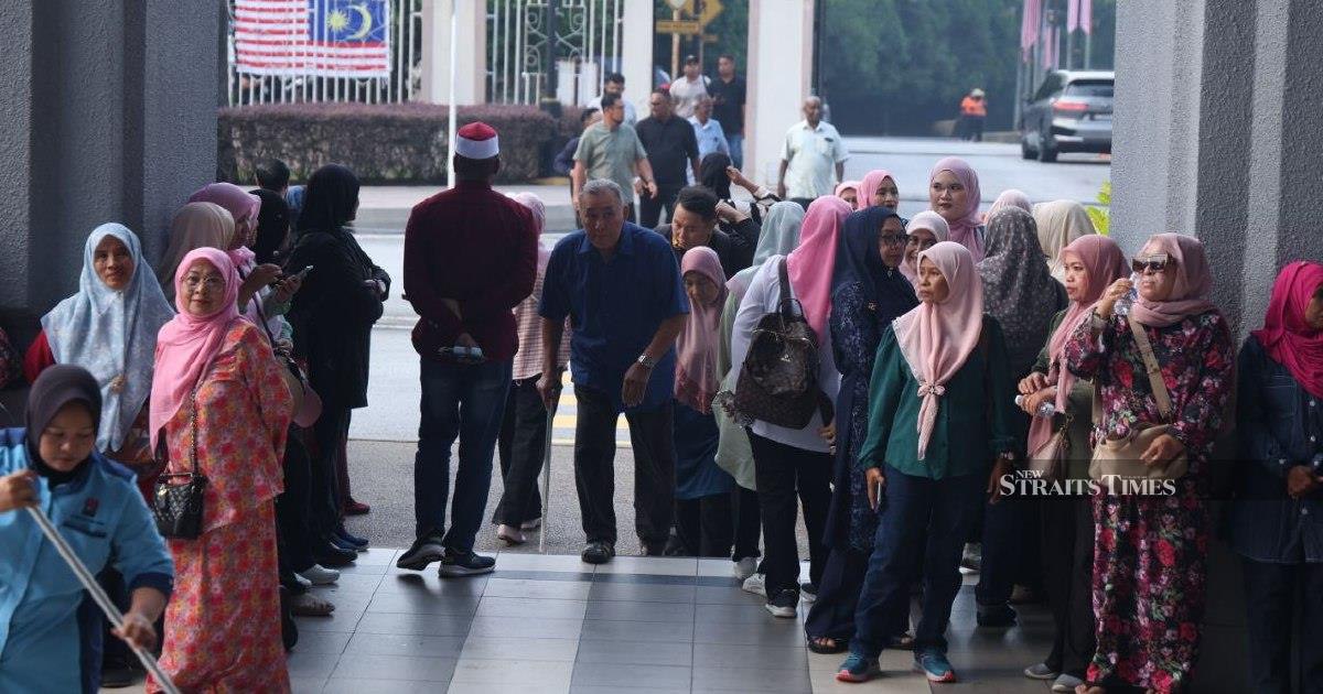 Court Complex Prepares for Former PM Ismail Sabri's Anticipated Legal Proceedings