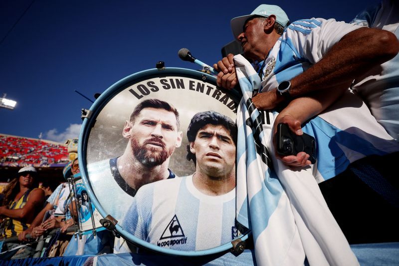 Argentine War Veterans Call for Focus on Football, Not Politics, Ahead of England Clash