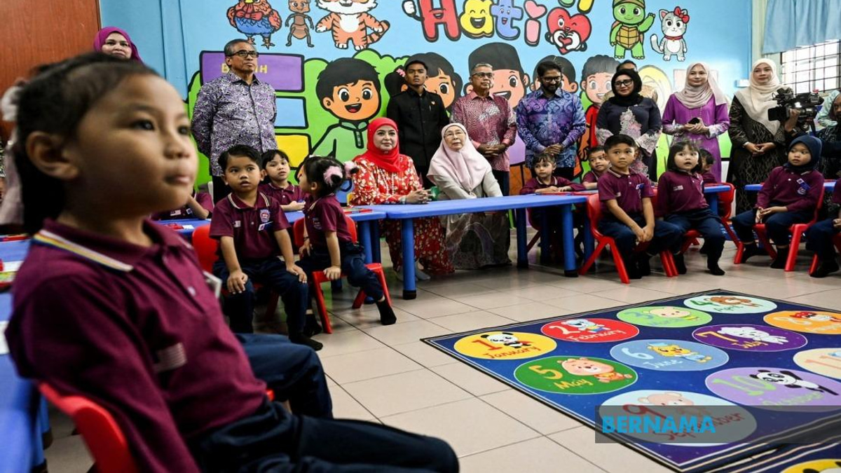 Queen Launches Children's Integrity Module to Build Ethical Foundation from Early Years