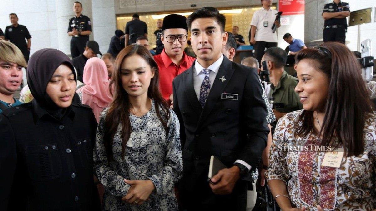 Syed Saddiq Prioritises Family Plans Over Muda Leadership for Now