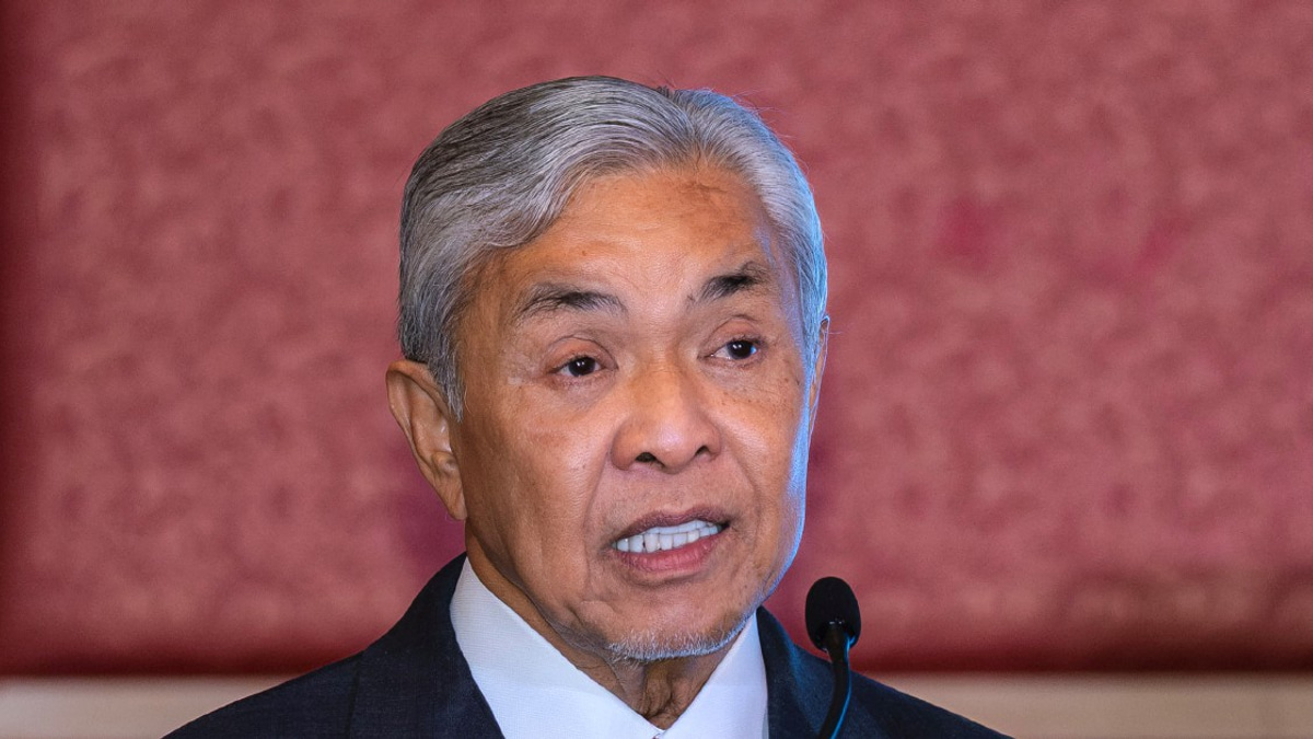 Zahid Unveils Comprehensive Vision to Reshape Immigration Department's Role in Nation-Building