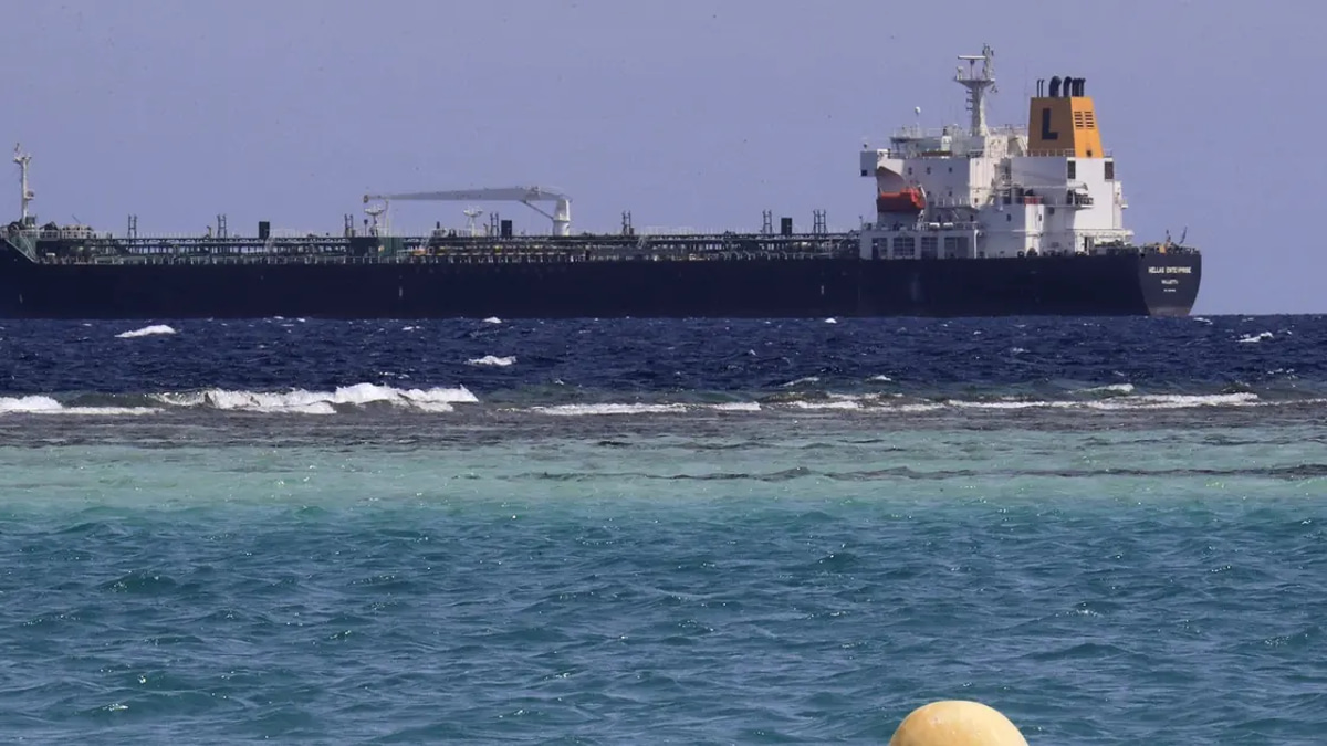 Petronas Vessel Cleared to Navigate Red Sea Corridor, Expected in Melaka Next Month
